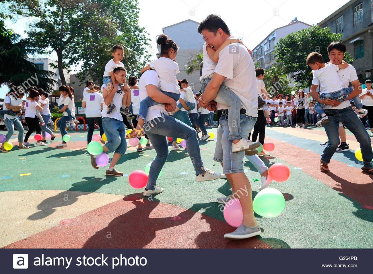Parent Child Activity For Preschoolers
 The parents and children take part in various sports games