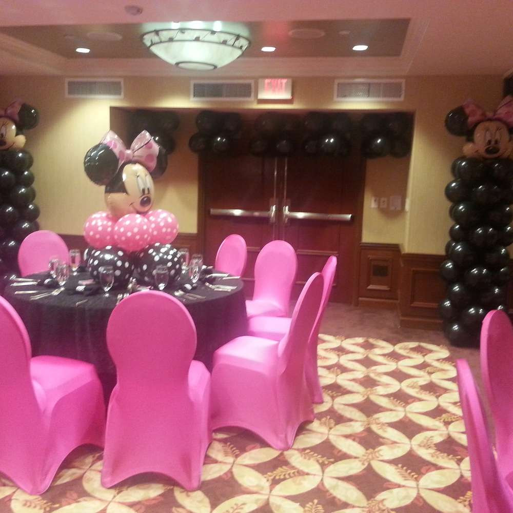 Party City Minnie Mouse Baby Shower
 Minnie Mouse Polka dots Baby Shower Party Ideas