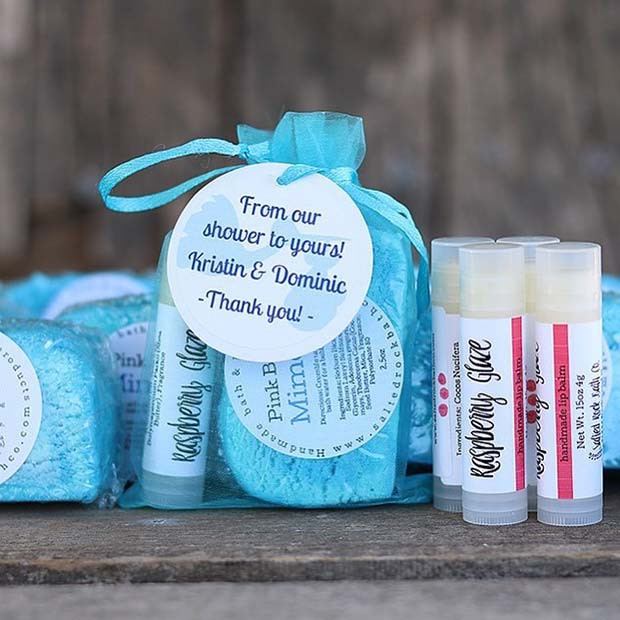 Party Favors For Baby Shower Guests
 21 Baby Shower Favors That Your Guests Will Love crazyforus