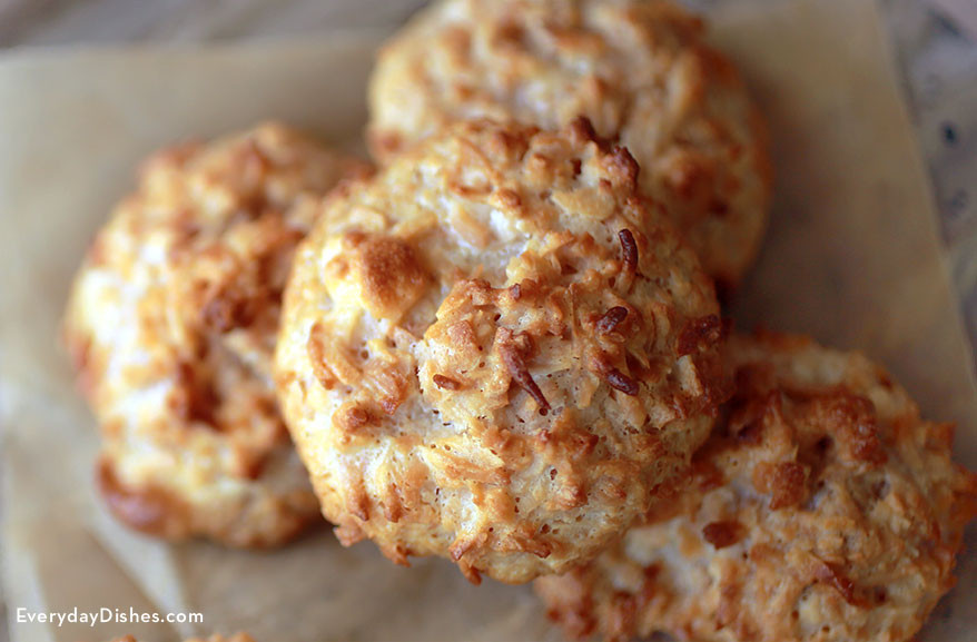 Passover Coconut Macaroons
 Easy Coconut Passover Macaroons Recipe