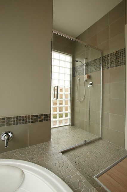 Picture Of Bathroom Showers
 Island Stone random shower and bath Tile Modern