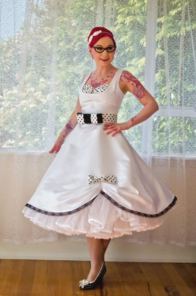 Pin Up Wedding Dress
 1950s Pin Up Audrey Wedding Dress In A With Polka Dot