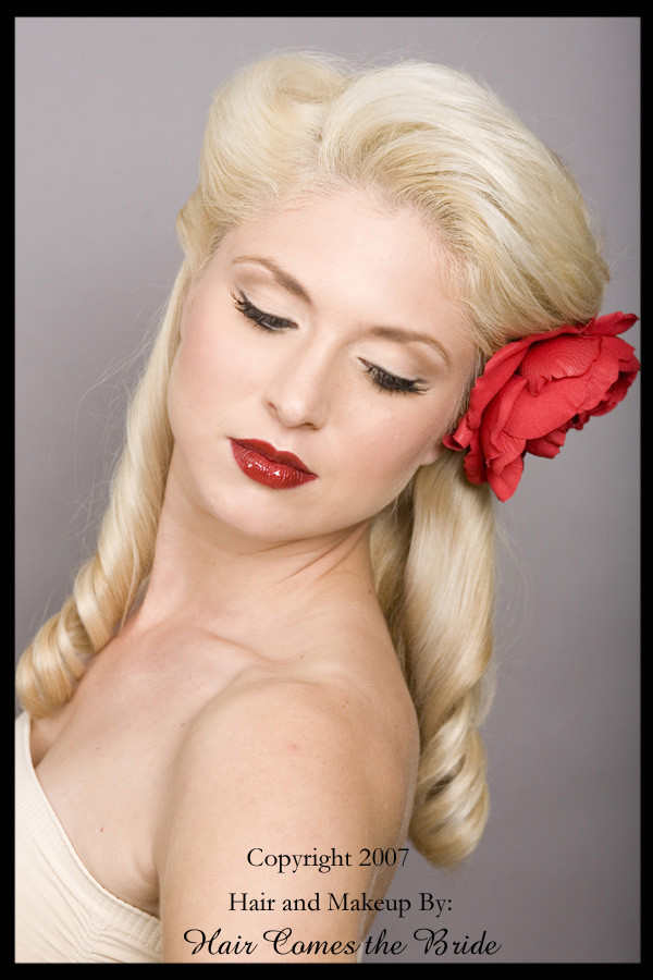 Pin Up Wedding Hairstyles
 1950s Hairstyles Updos