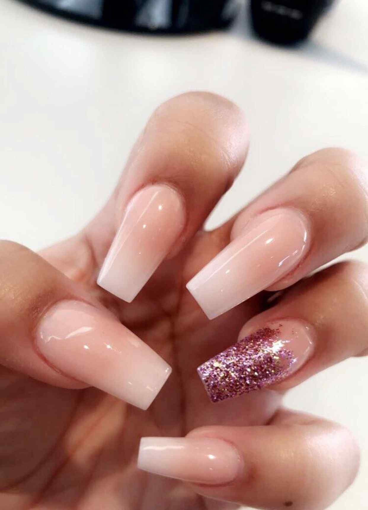 Pink Glitter Ombre Nails
 Nails Fall 2017 Trends Acrylic Awesome Ombré Nails Pink
