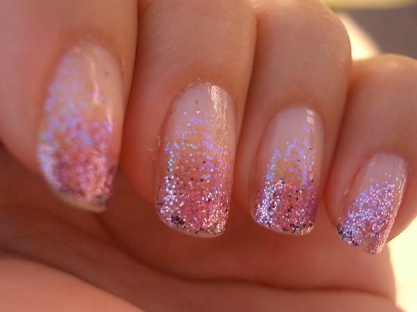 Pink Glitter Ombre Nails
 50 Most Adorable Glitter Ombre Nail Art Design