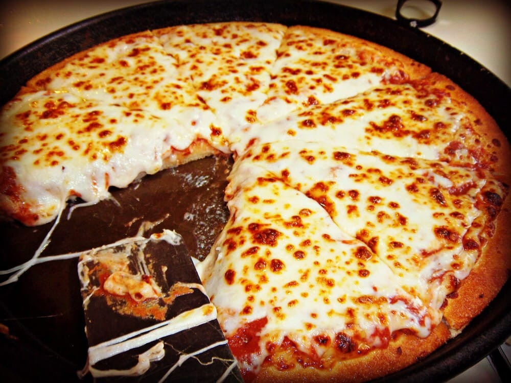 Pizza Hut Marinara Sauce
 Cheese lovers pizza on pan crust with Alfredo white sauce