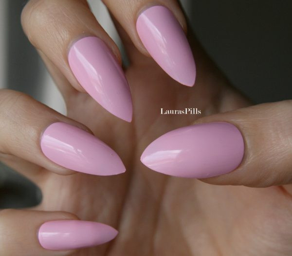 Pointy Nail Colors
 60 Cool Pointy Nails Designs To Try