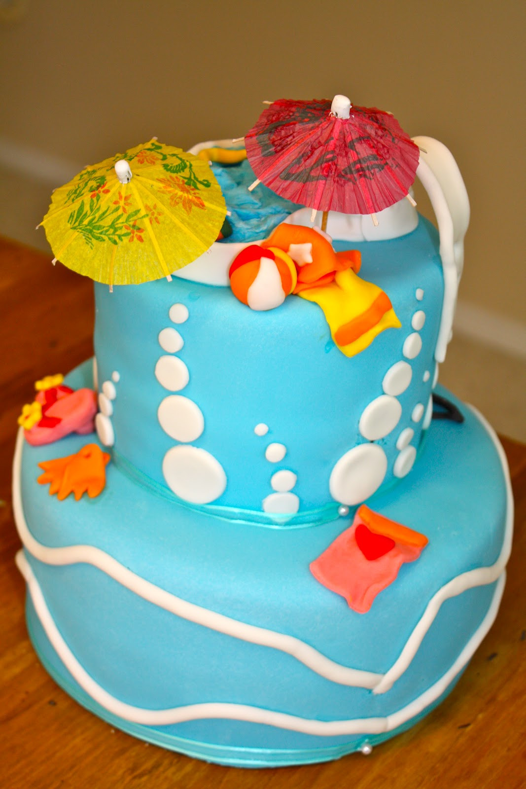 Pool Party Birthday Cake Ideas
 bumble cakes Summer Pool Party Birthday Cake