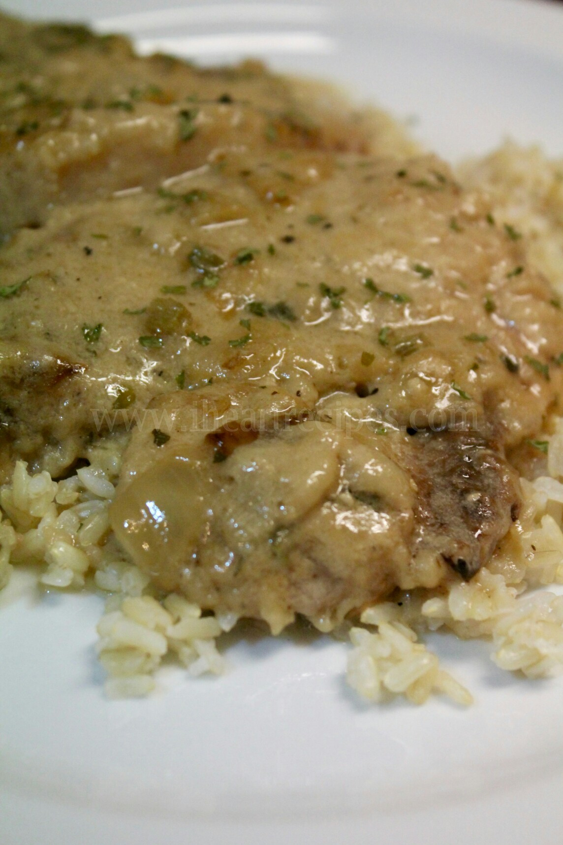 smothered pork chops with mushroom soup