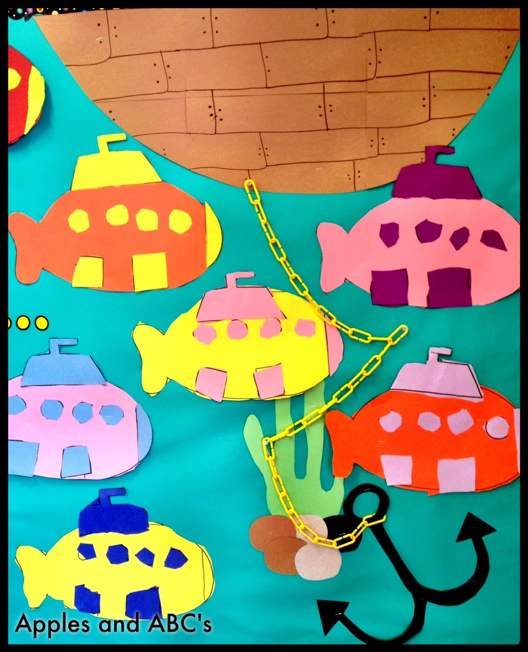 Preschool Arts Crafts
 Diving into Kinder Bulletin Board Contest Apples and