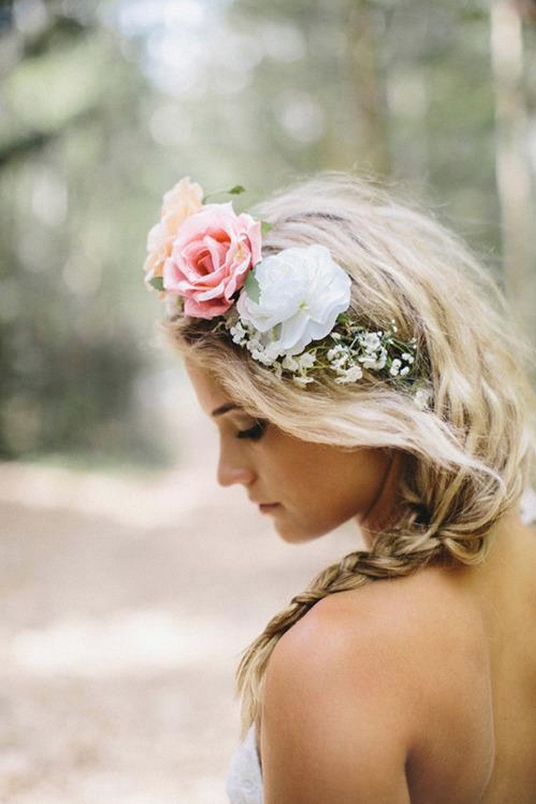 Pretty Wedding Hairstyles
 Pick the best ideas for your trendy bridal hairstyle