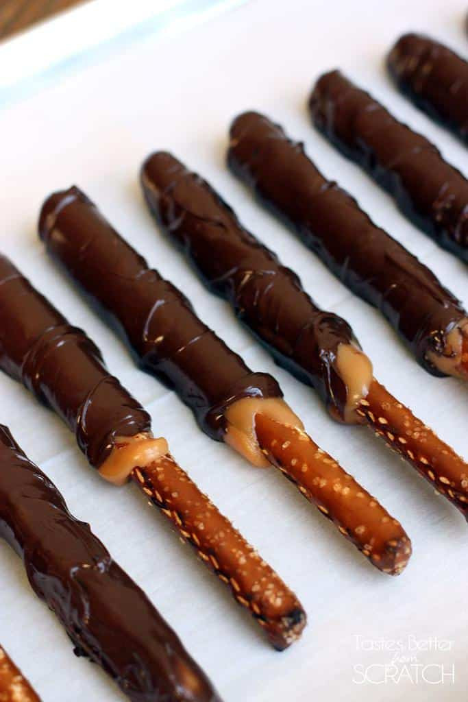Pretzels Caramel Chocolate
 Caramel and Chocolate Dipped Pretzel Rods