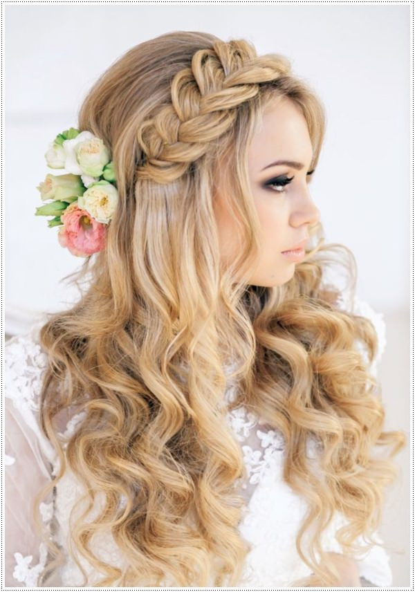Prom Hairstyle Picture
 30 Amazing Prom Hairstyles & Ideas