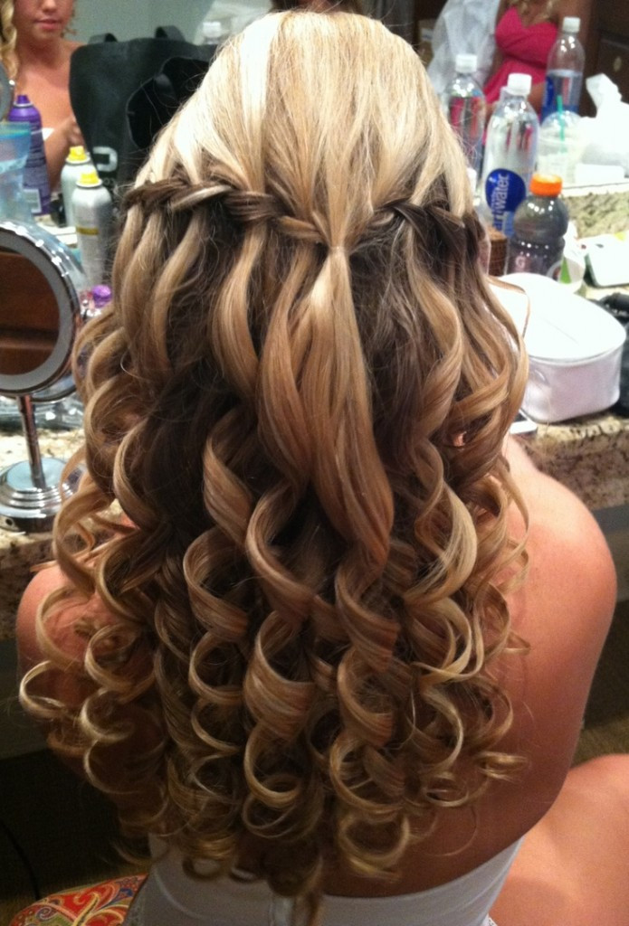 Prom Hairstyle Picture
 Hot Prom Hairstyles for Spring Hairstyle Blog