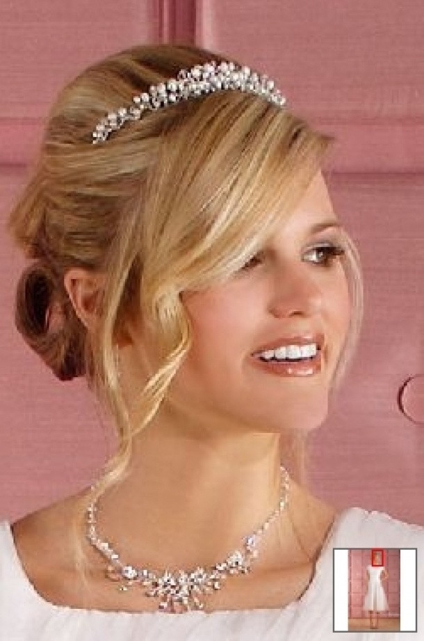 Prom Hairstyles With Tiara
 Wedding Updo Hairstyle With Tiara Hairstyles Bun Free