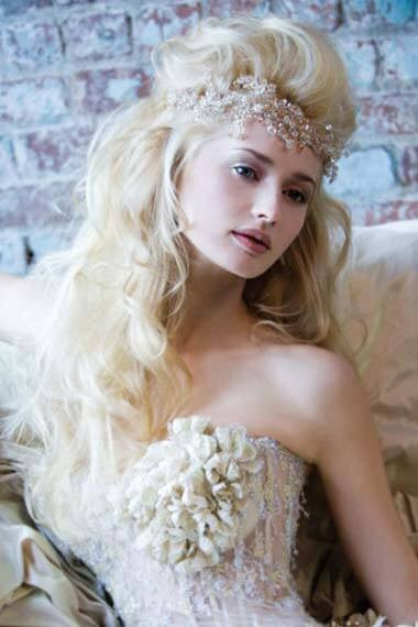 Prom Hairstyles With Tiara
 Prom Hairstyles 2012 It s the Time of the Year to be a Queen