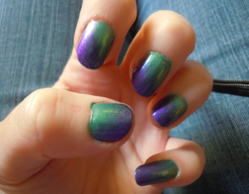 Purple And Green Nail Designs
 Perfect Blend of Opulent Green and Luxurious Purple Nail Art