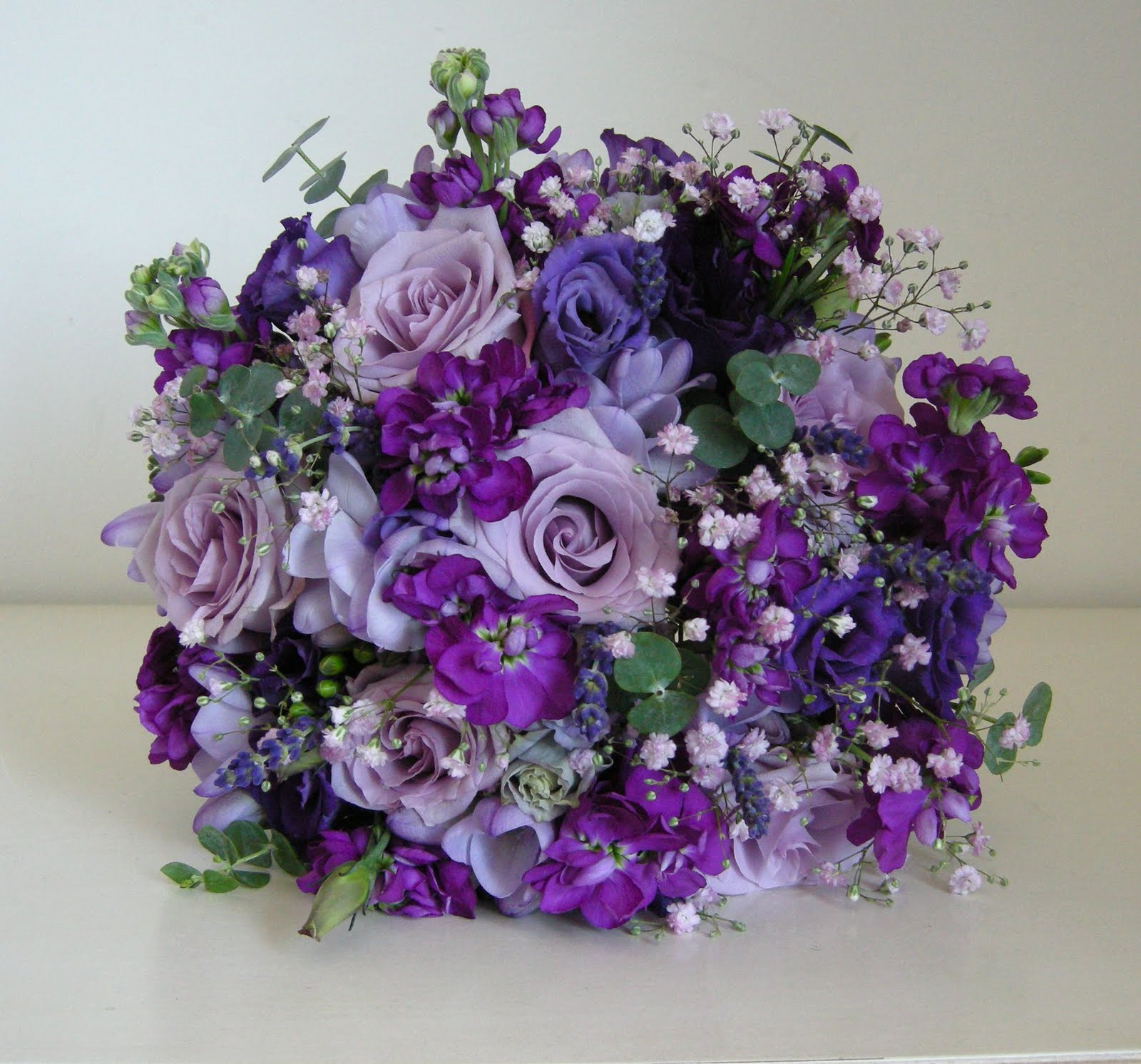 Purple Wedding Flower Arrangements
 Wedding Flowers Blog Becky s Country Style Wedding
