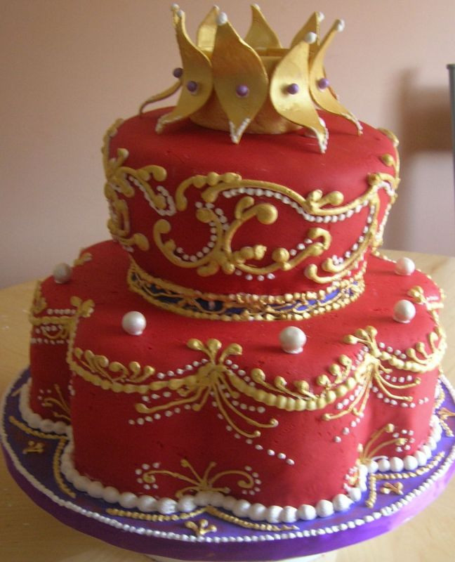 Queen Birthday Cake
 Queens Birthday Cakes