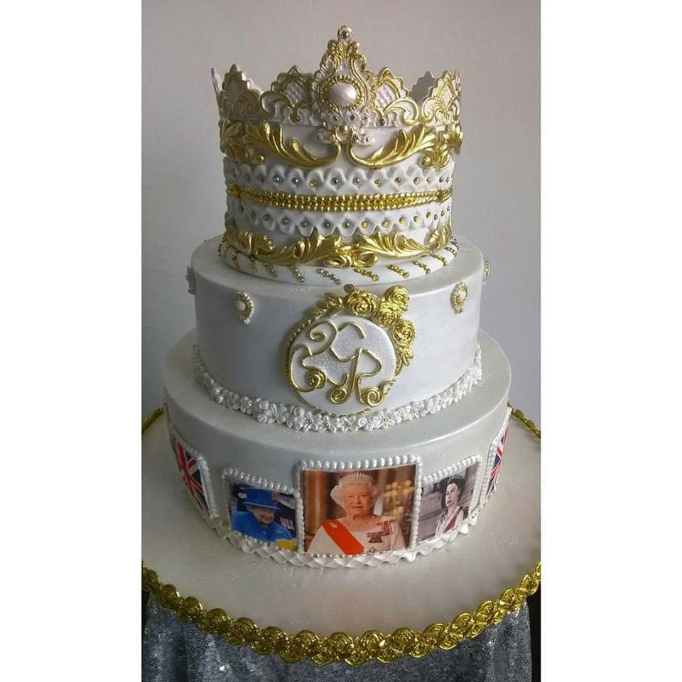Queen Birthday Cake
 Meet The Yoruba Lady Who Designed Queen Elizabeth’s 90th