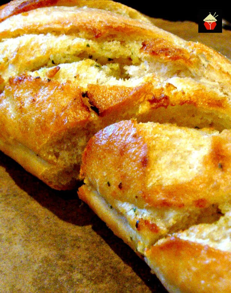 Quick And Easy Garlic Bread
 Quick and Easy Garlic Bread – Lovefoo s