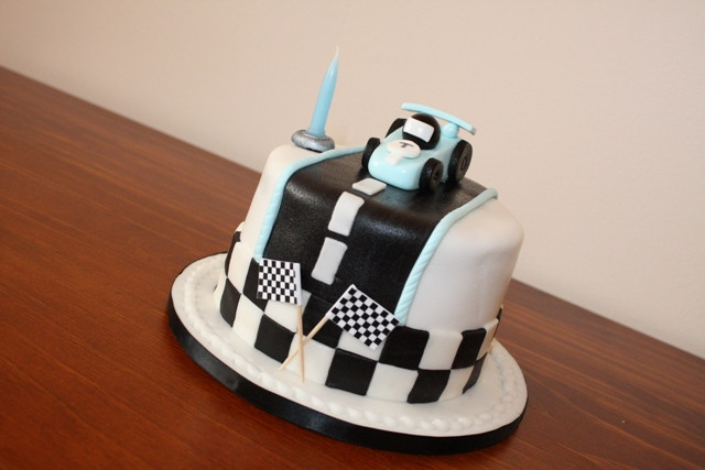 Race Car Birthday Cake
 bakingmummy 俏媽咪烘焙坊 Race Car Birthday Cake