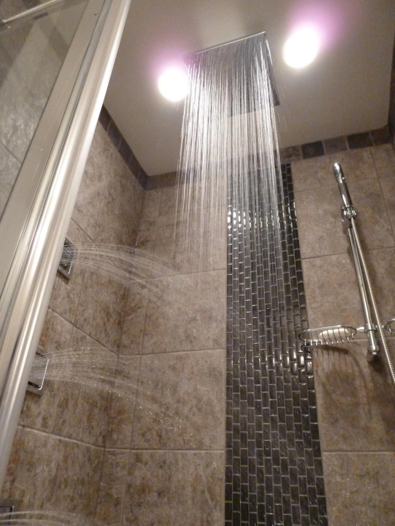 Rain Shower Bathroom
 15 Beautiful Bathrooms With Rain Shower