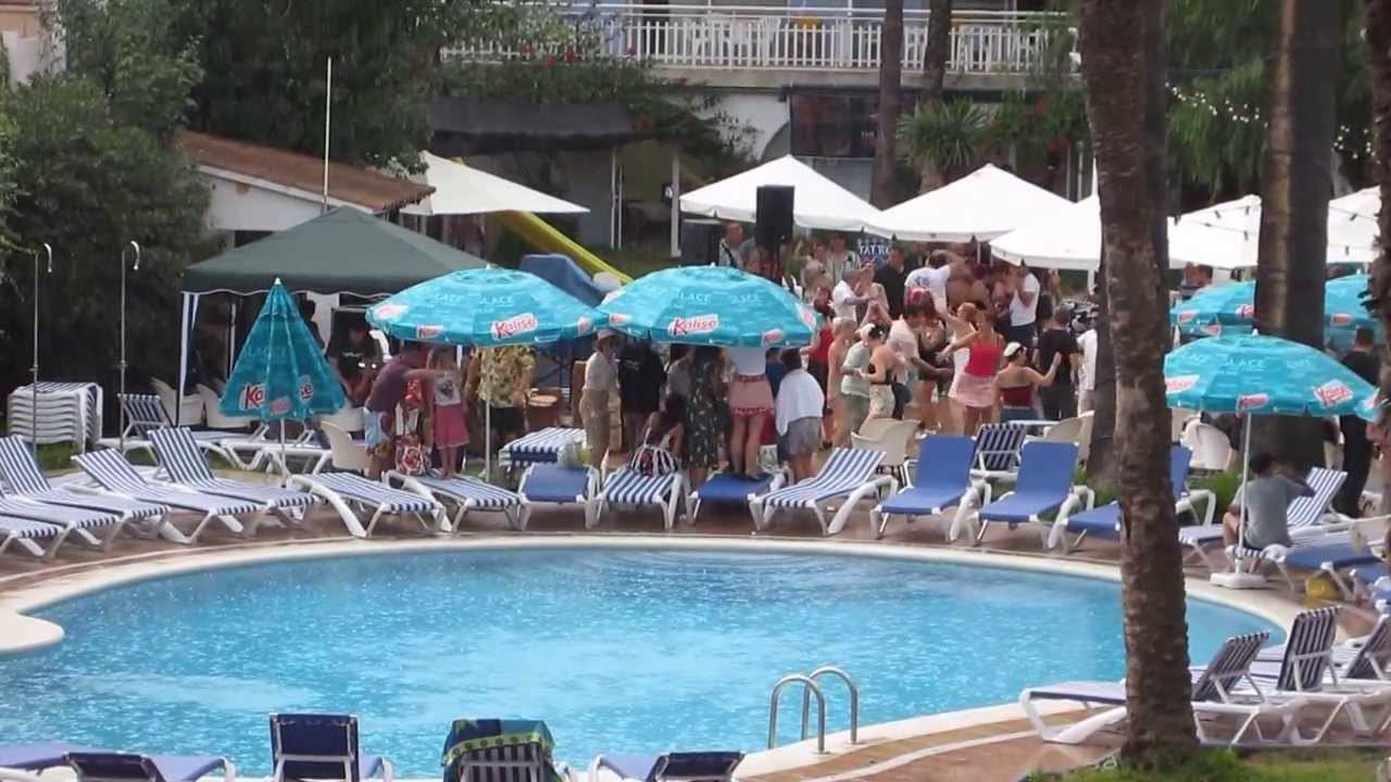 Rained Out Pool Party Ideas
 Jiving in the thunder and rain Pool Party Calafell
