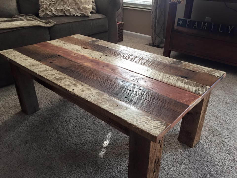 Reclaimed Wood Coffee Table DIY
 DIY Reclaimed Barn Wood Coffee table