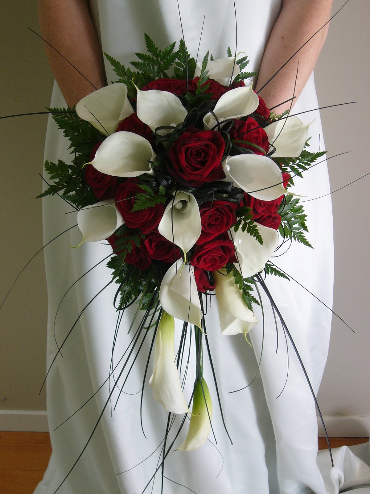Red And White Wedding Flowers
 A Wedding Addict Red And White Bridal Bouquet
