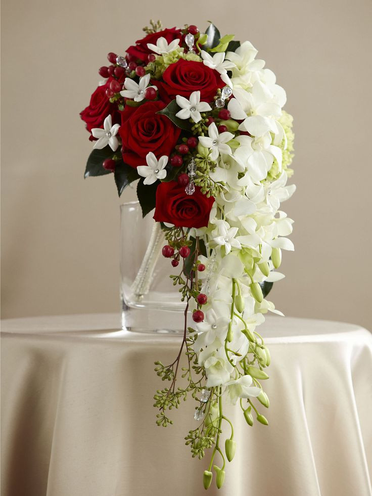 Red And White Wedding Flowers
 Red And White Wedding Bouquets