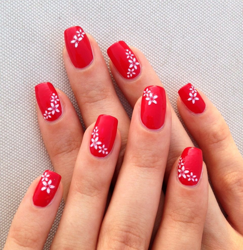 Red Nail Ideas
 red nails with white flowers simple nail art