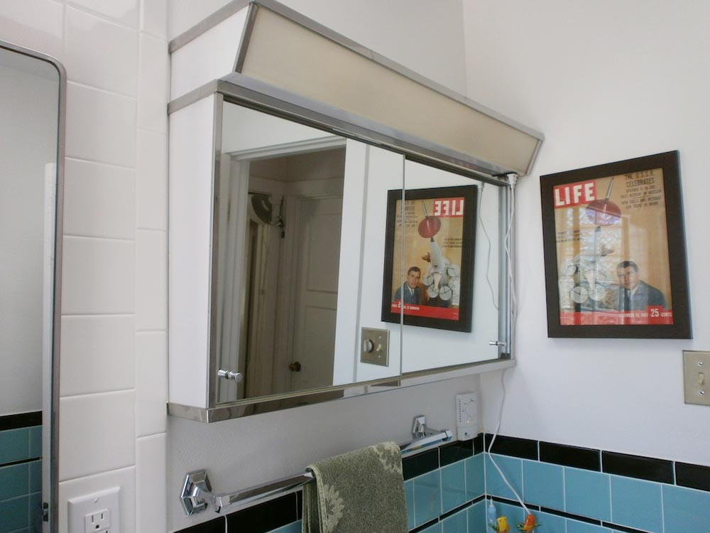Retro Bathroom Mirror
 Cindy waits 28 years for her sunny retro bathroom remodel