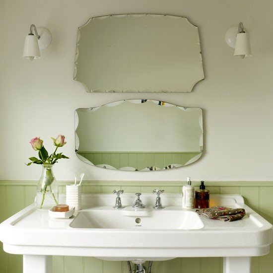 Retro Bathroom Mirror
 Vintage style mirrors