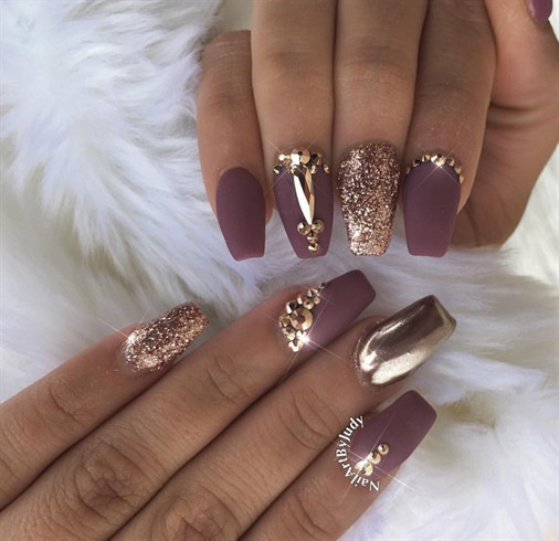 Rose Gold Nail Art
 Matte Nails with Rose Gold Obsession Nail Art Gallery