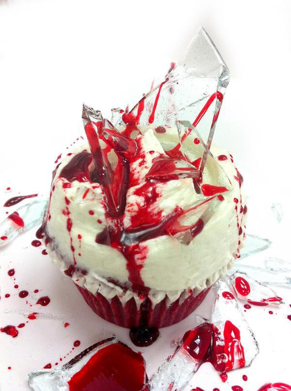 Scary Halloween Cupcakes
 Bloody Delicious Dexter Themed Cupcakes for Halloween