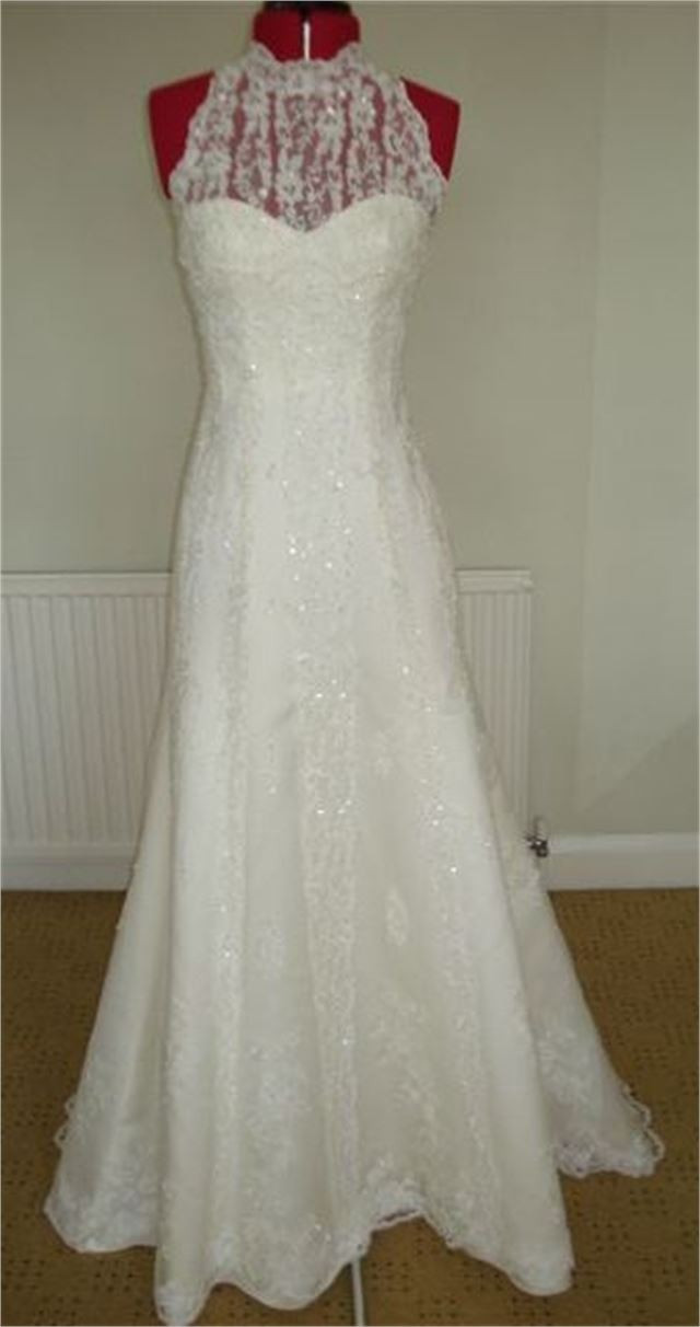 Second Hand Wedding Dresses
 Dream Second Hand Wedding Dress Agency in Middle