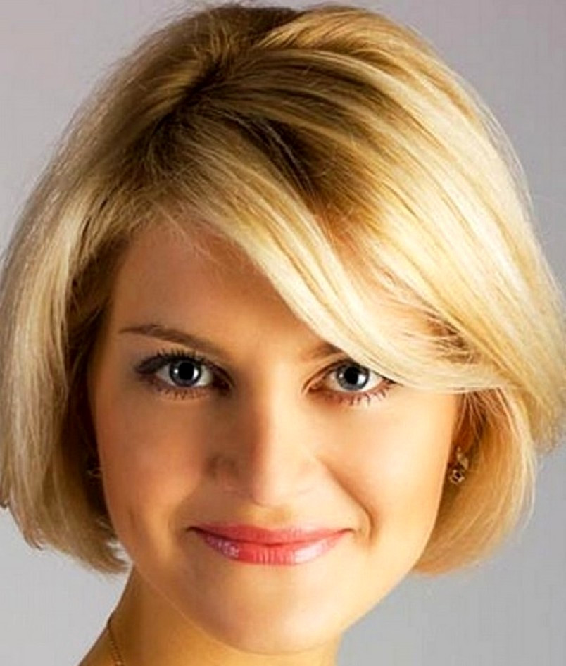 Short Hairstyles For Round Faces And Thin Hair
 14 Best Short Haircuts for Women with Round Faces