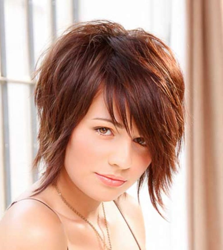 Short Hairstyles For Thick Hair Round Face
 40 Classic Short Hairstyles For Round Faces – The WoW Style
