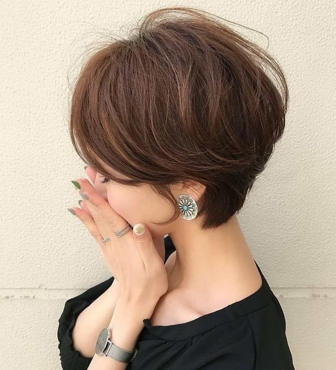 Short Hairstyles For Young Girls
 10 Cute Short Hairstyles and Haircuts for Young Girls