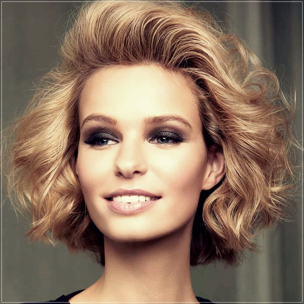 Short Wavy Hairstyles 2020
 Haircuts Winter 2019 2020 all the Trends and Colors