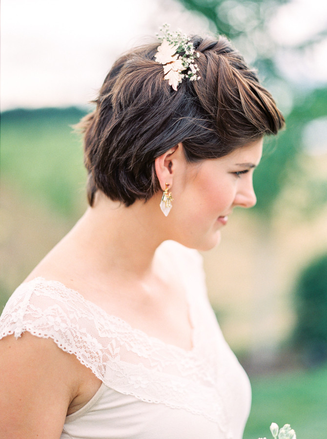 Short Wedding Hairstyles For Bridesmaids
 30 Bridesmaid Hairstyles Your Friends Will Love