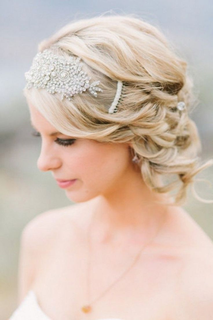 Short Wedding Hairstyles For Bridesmaids
 50 fabulous bridal hairstyles for short hair short