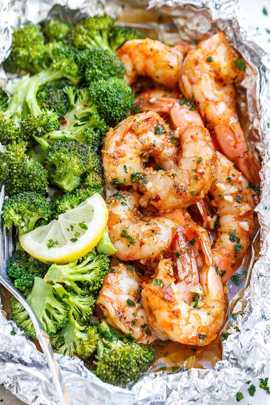 Shrimp And Broccoli
 Shrimp and Broccoli Foil Packs Recipe with Garlic Lemon