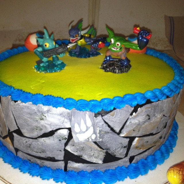 Skylanders Birthday Party Ideas
 32 best Skylanders Cakes images on Pinterest