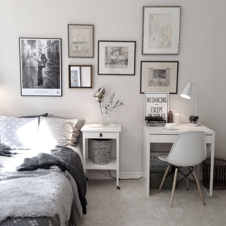 Small Bedroom Desk Ideas
 Charming bedroom with small work space with Ikea Micke