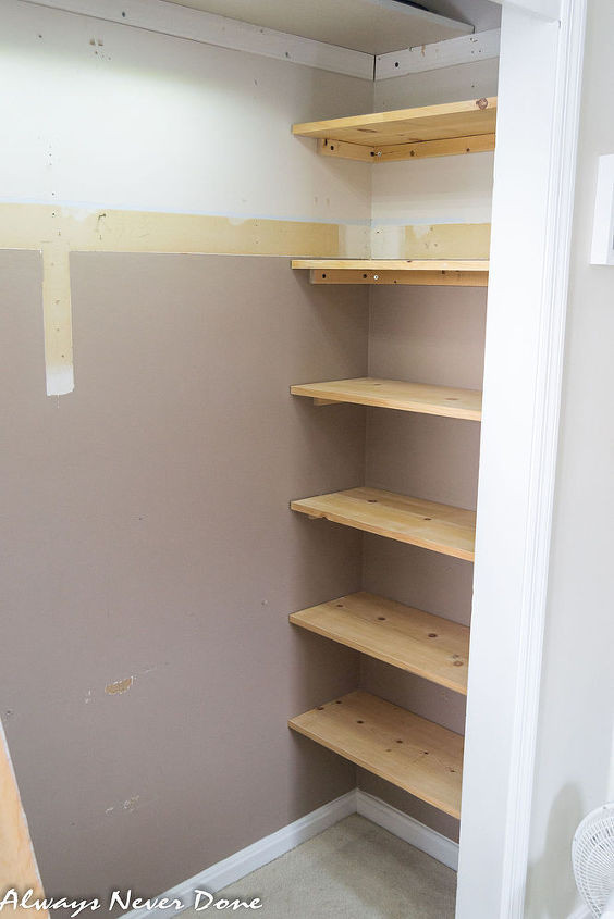 Small Closet Organization DIY
 How to Make The Most Out of a Small Closet