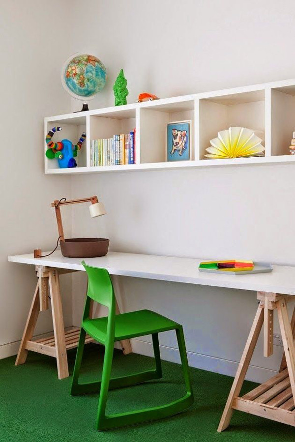 Small Desk For Kids Room
 15 Functional Kids Desk Ideas