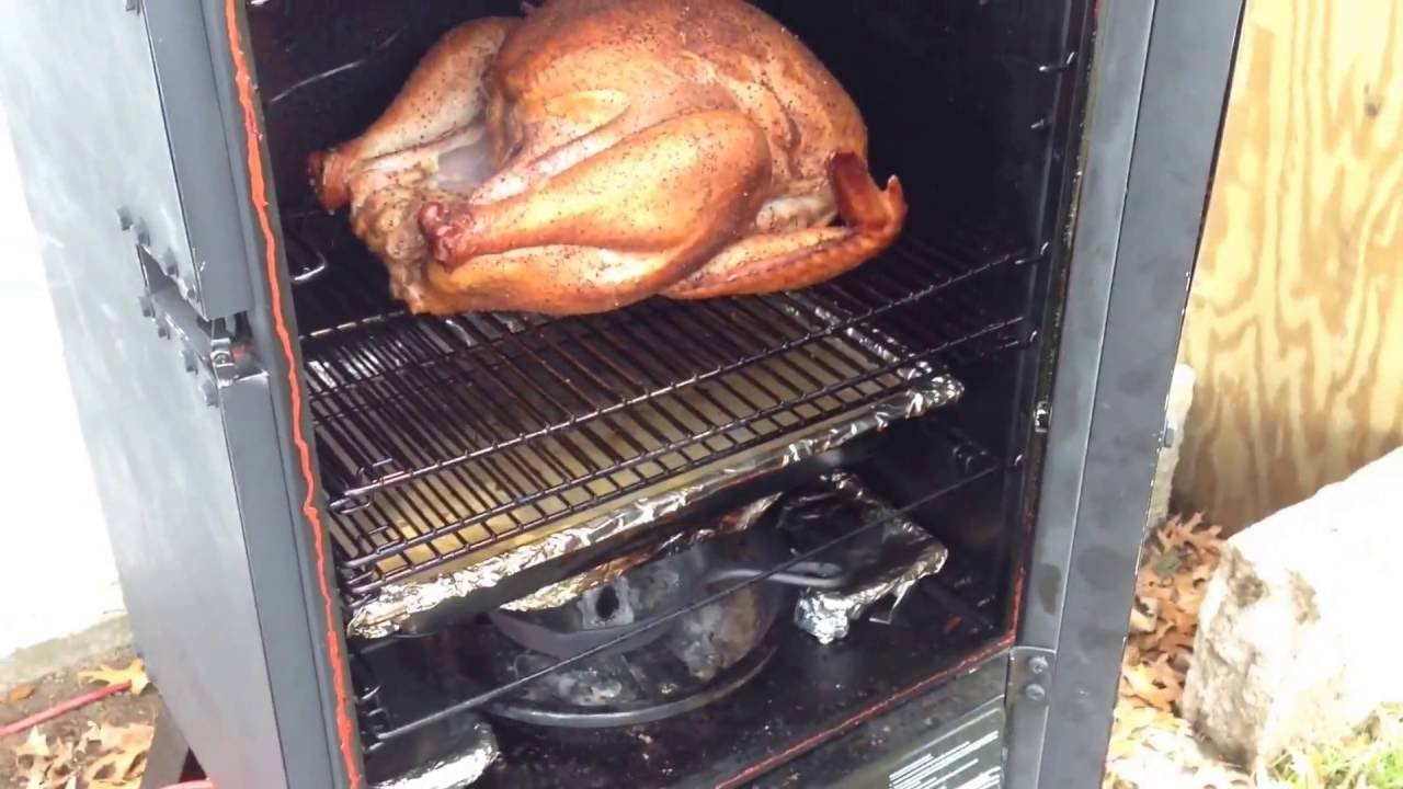Smoking A Whole Turkey In Electric Smoker
 Masterbuilt 30 Electric Smoker Turkey Recipes
