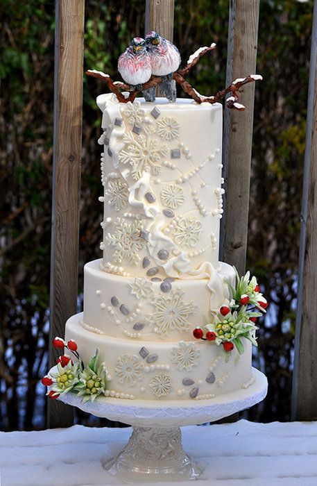 Snowflake Wedding Cakes
 Winter Wedding Cakes We Love